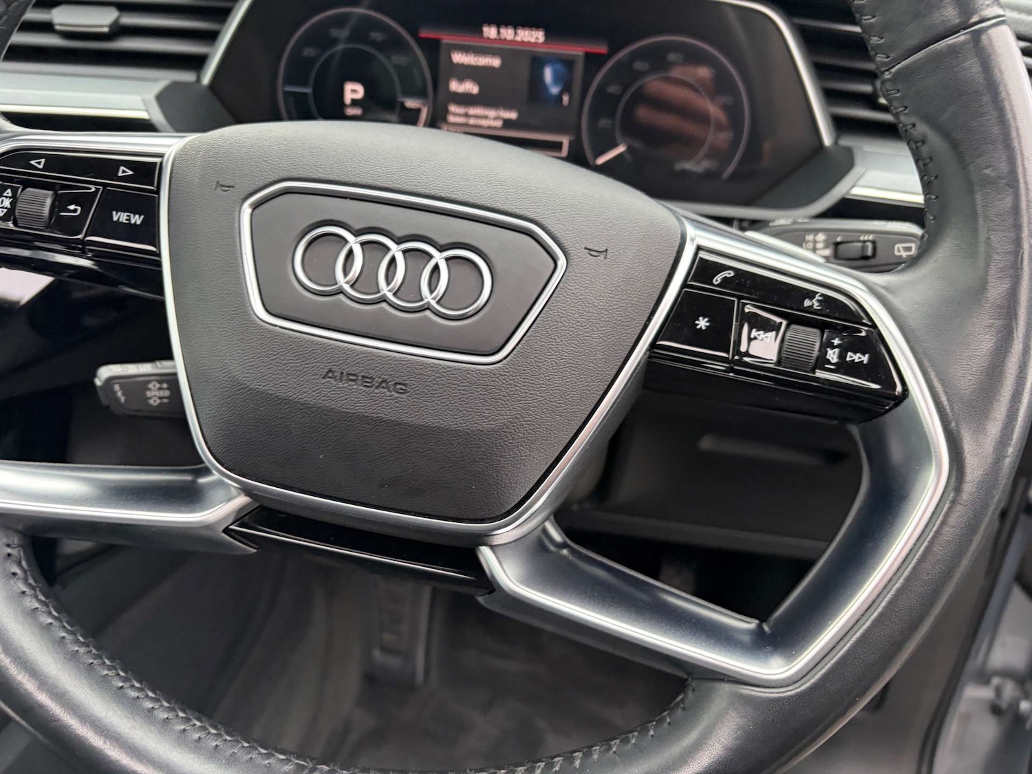 Used Audi e-tron 2019 for sale - 76973933: Photo 52