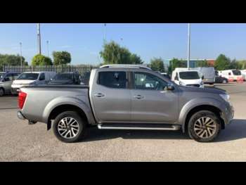 Used Nissan Navara 2018 for sale - 74695907: Photo