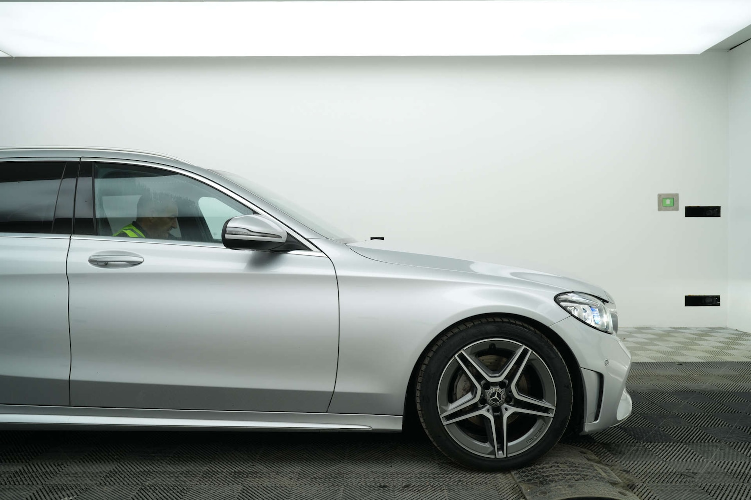 Used Mercedes-Benz C Class 2019 for sale - 78063286: Photo 10