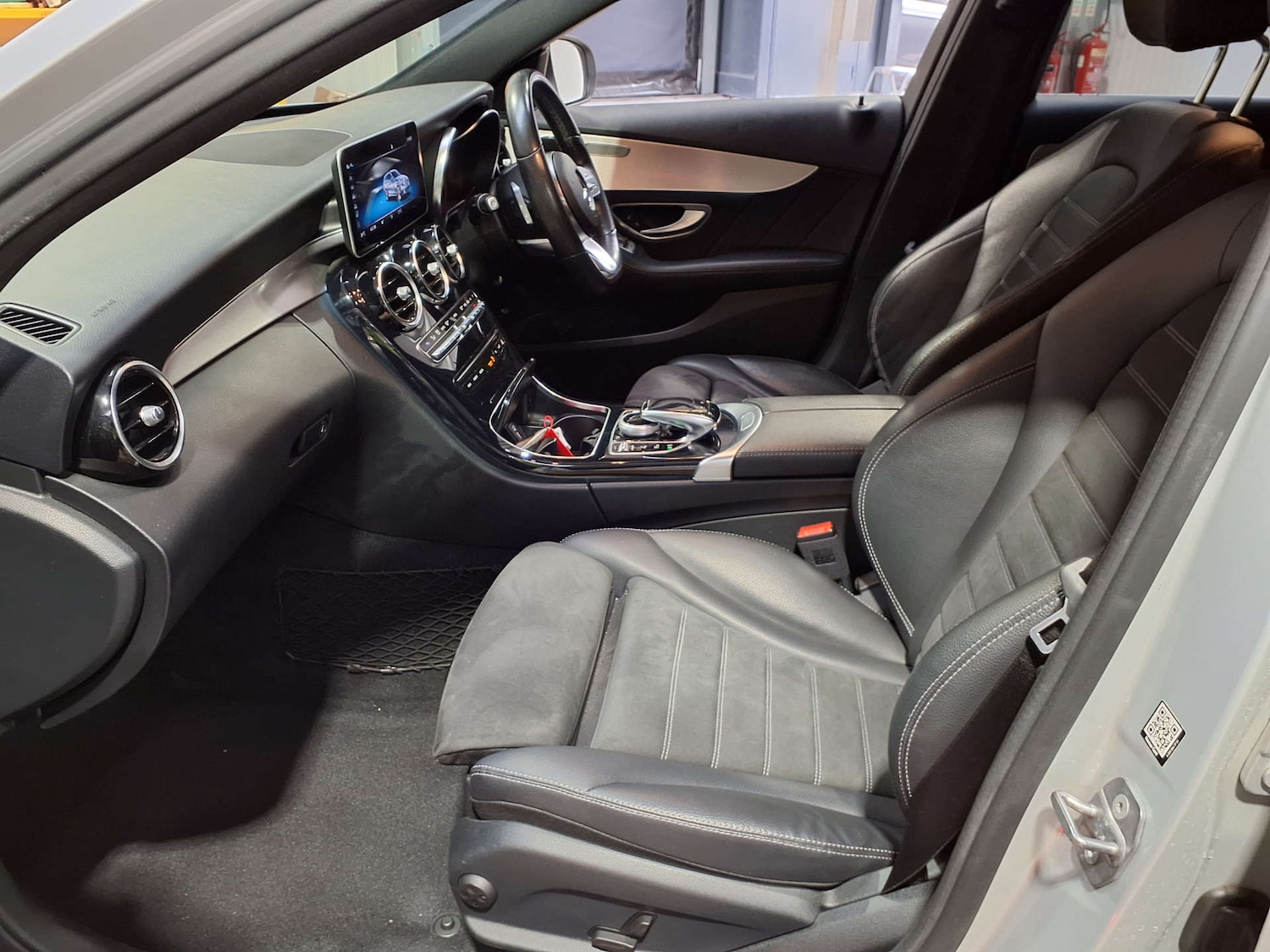 Used Mercedes-Benz C Class 2019 for sale - 78063286: Photo 17