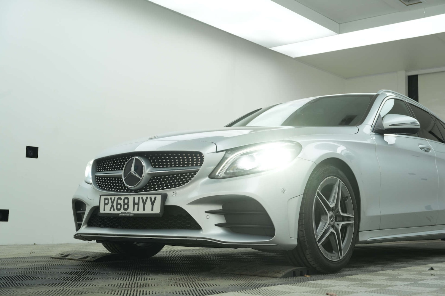 Used Mercedes-Benz C Class 2019 for sale - 78063286: Photo 8