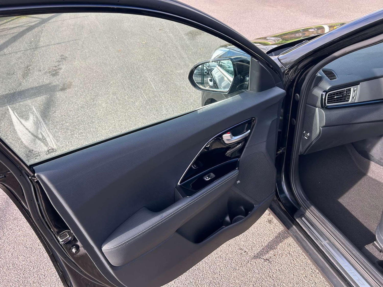 Used Kia Niro 2018 for sale - 76601845: Photo 15