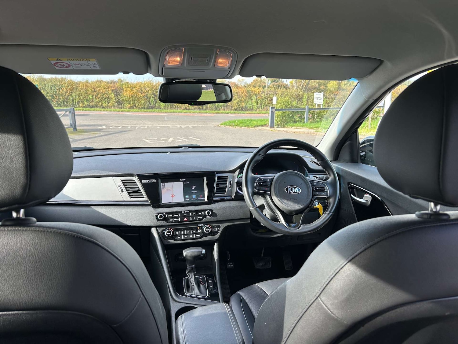 Used Kia Niro 2018 for sale - 76601845: Photo 2