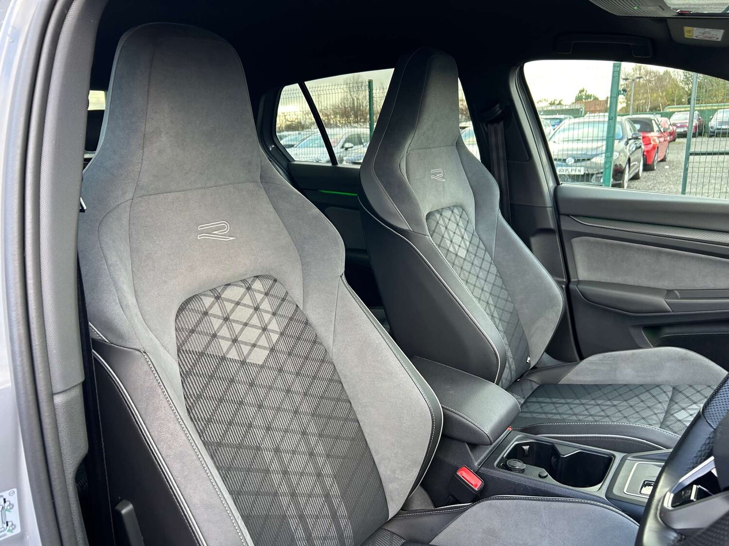 Used Volkswagen Golf 2021 for sale - 77368271: Photo 61