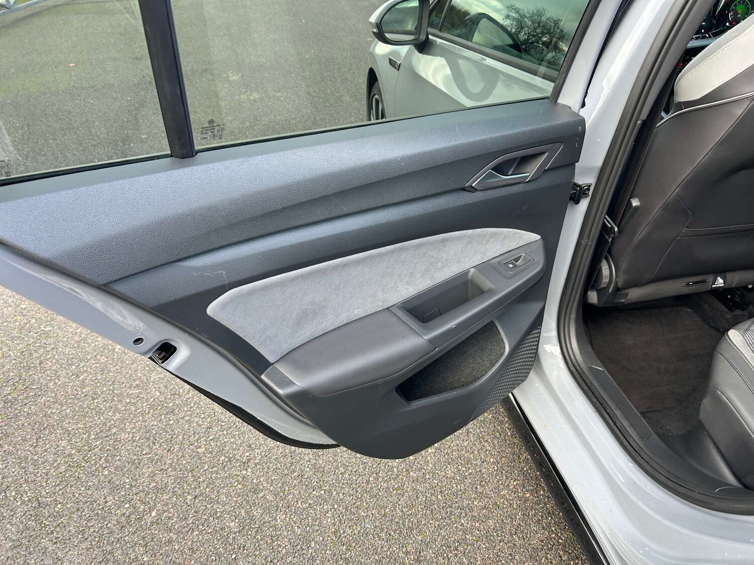 Used Volkswagen Golf 2021 for sale - 77368271: Photo 63