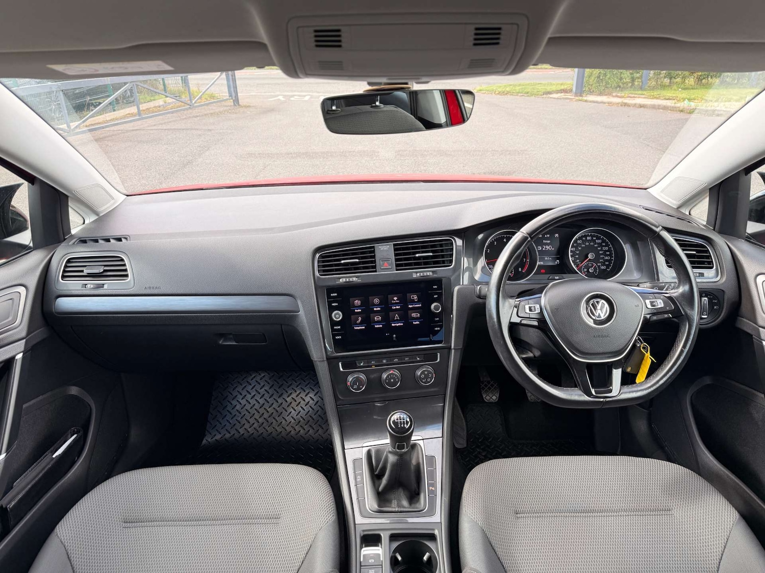 Used Volkswagen Golf 2018 for sale - 75725852: Photo 49