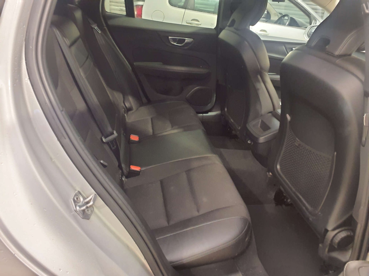 Used Volvo V60 2018 for sale - 78063305: Photo 15