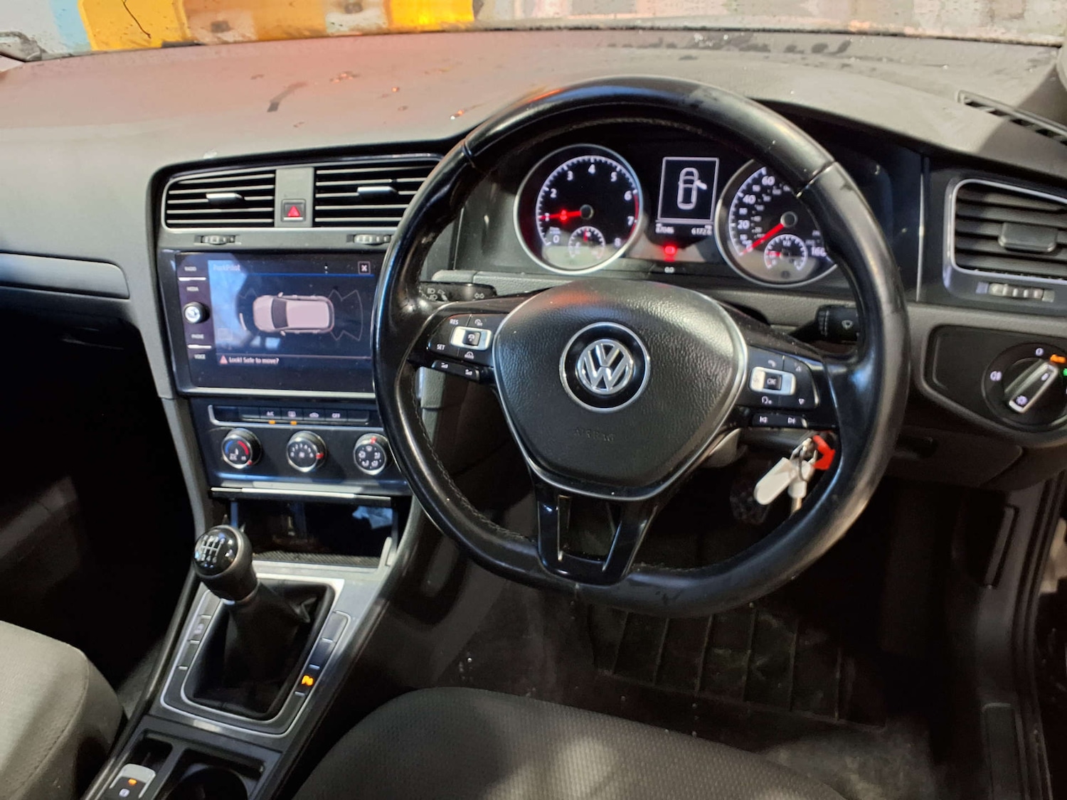 Used Volkswagen Golf 2018 for sale - 77163696: Photo 18