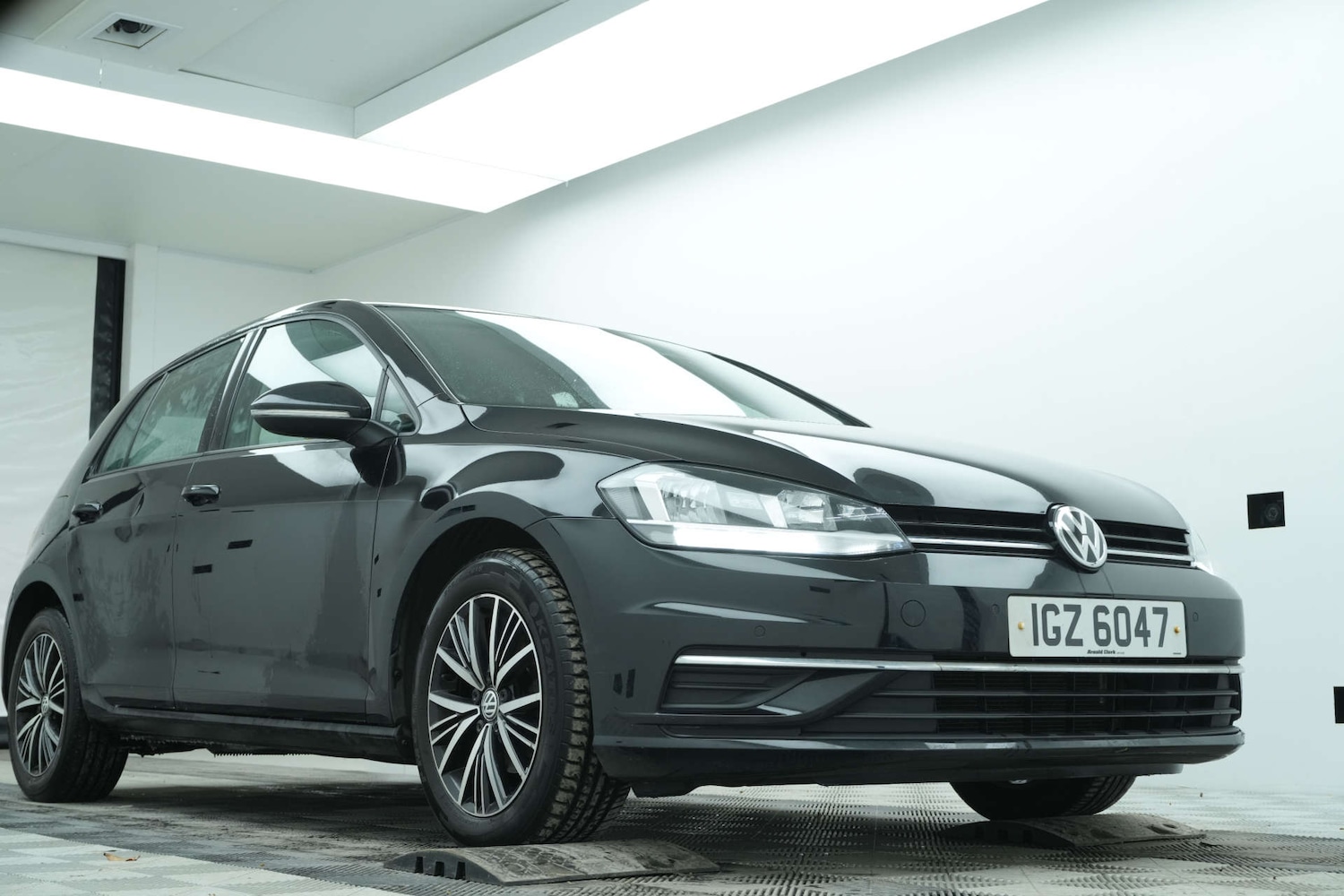 Used Volkswagen Golf 2018 for sale - 77163696: Photo 8