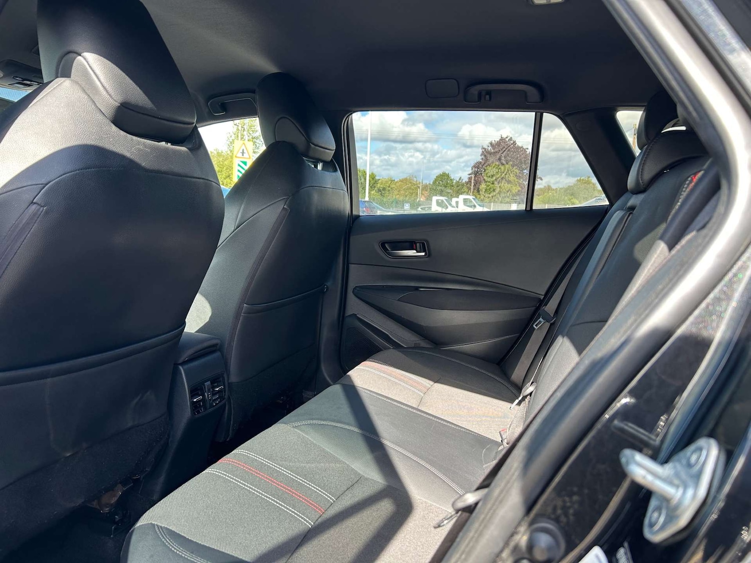 Used Toyota Corolla 2020 for sale - 75936109: Photo 24