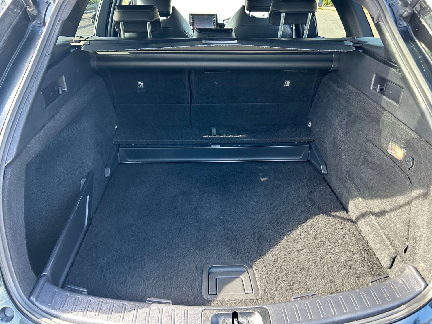 Used Toyota Corolla 2020 for sale - 75936109: Photo 51