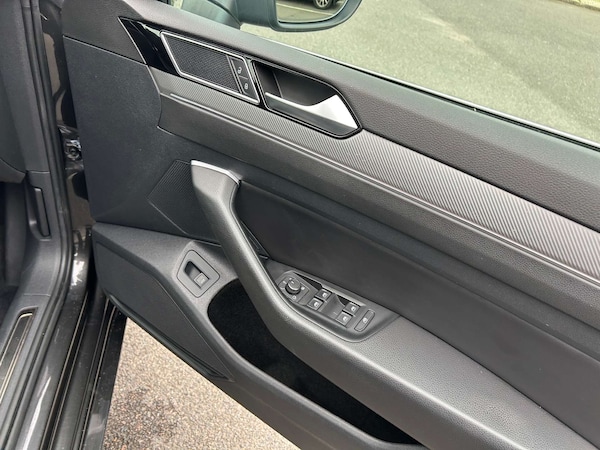 Used Volkswagen Arteon 2018 for sale - 76162631: Photo 35