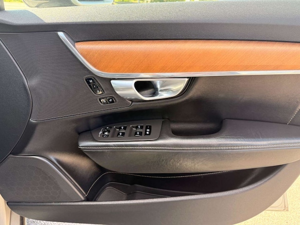 Used Volvo V90 2018 for sale - 75725863: Photo 23