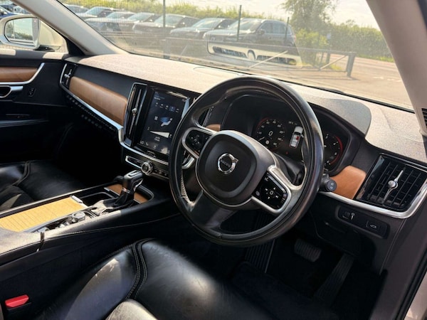 Used Volvo V90 2018 for sale - 75725863: Photo 25