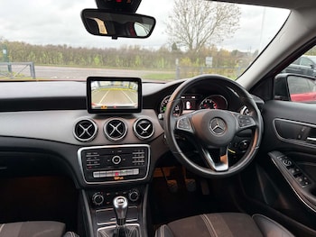 Used Mercedes-Benz GLA 2019 for sale - 76500624: Photo