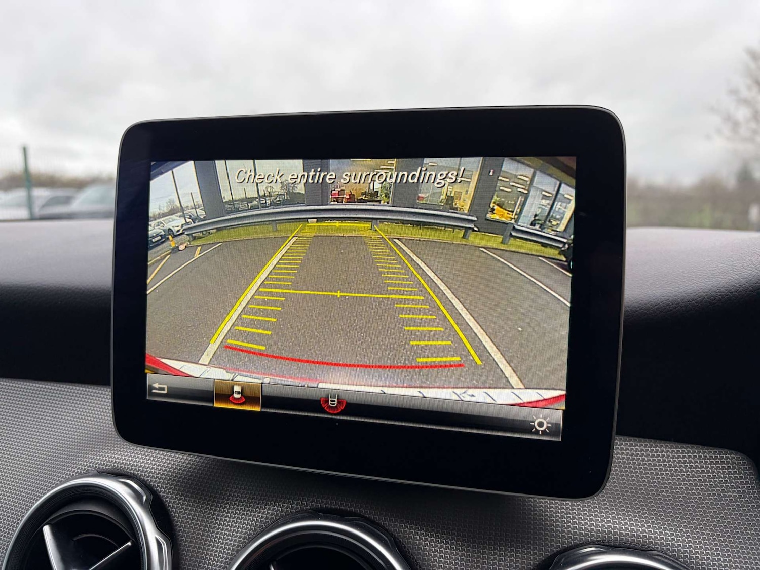 Used Mercedes-Benz GLA 2019 for sale - 76500624: Photo 50