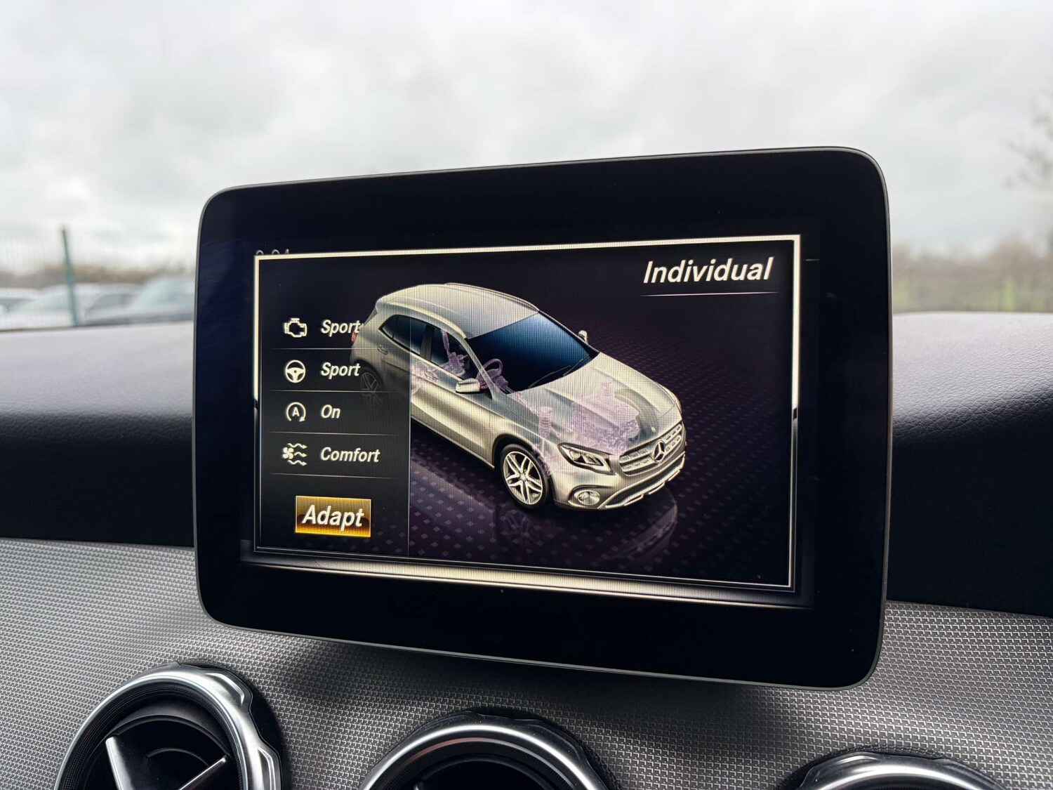 Used Mercedes-Benz GLA 2019 for sale - 76500624: Photo 53