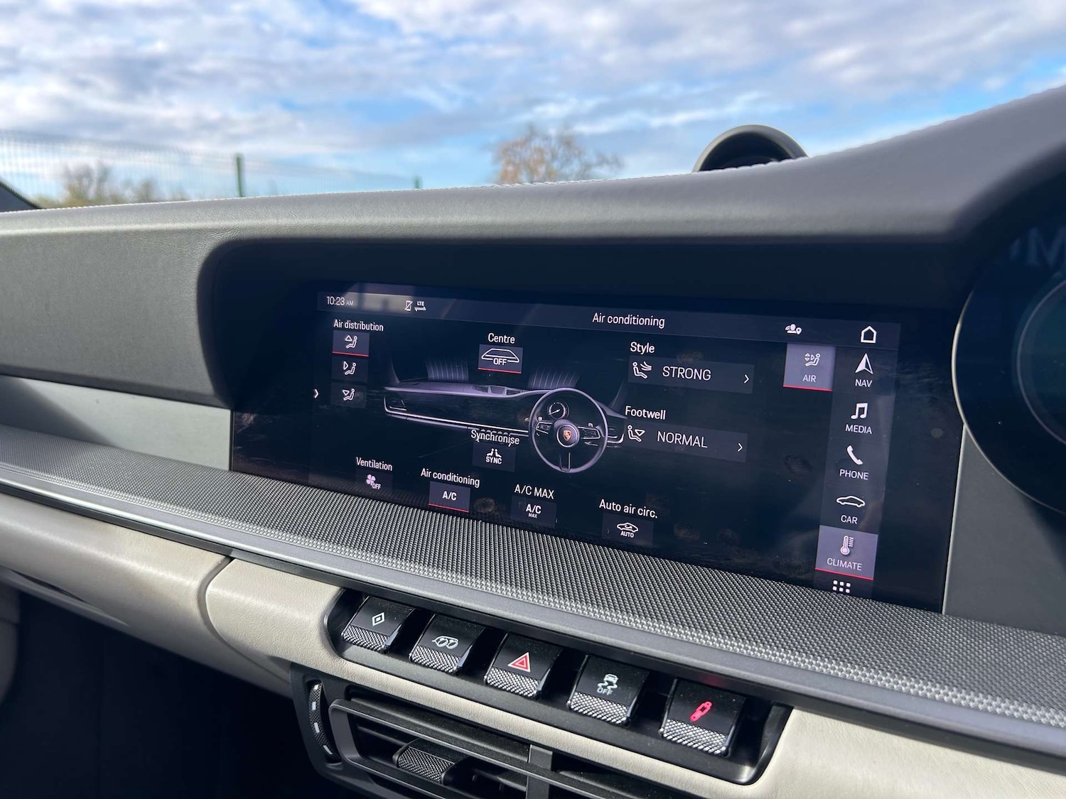 Used Porsche 911 2020 for sale - 76478999: Photo 60