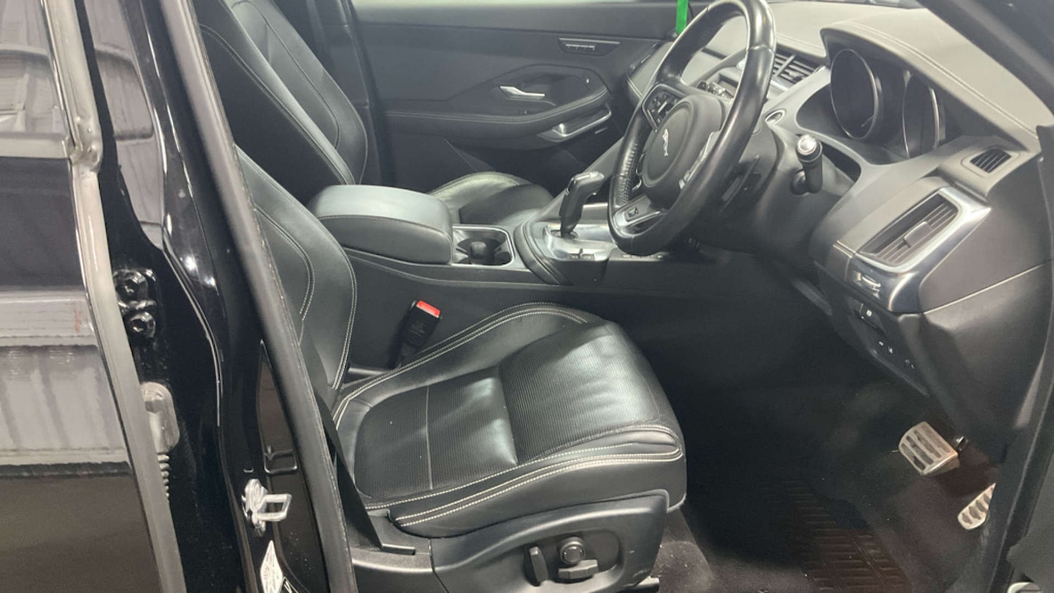 Used Jaguar E-Pace 2019 for sale - 78063306: Photo 10