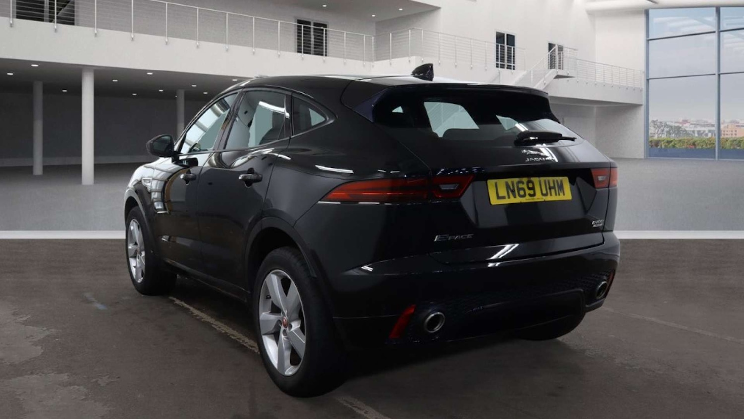 Used Jaguar E-Pace 2019 for sale - 78063306: Photo 4