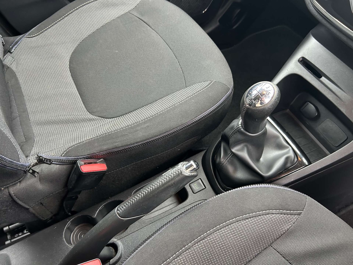 Used Renault Captur 2017 for sale - 77395376: Photo 53