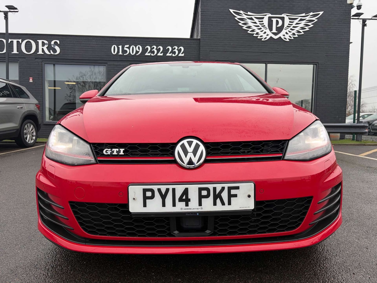 Used Volkswagen Golf 2014 for sale - 77707533: Photo 2