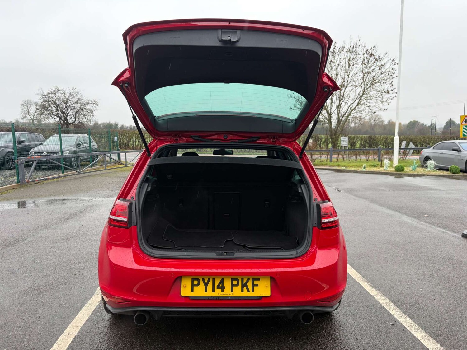 Used Volkswagen Golf 2014 for sale - 77707533: Photo 24