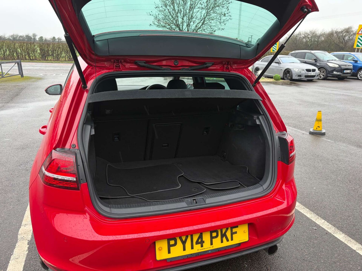 Used Volkswagen Golf 2014 for sale - 77707533: Photo 25