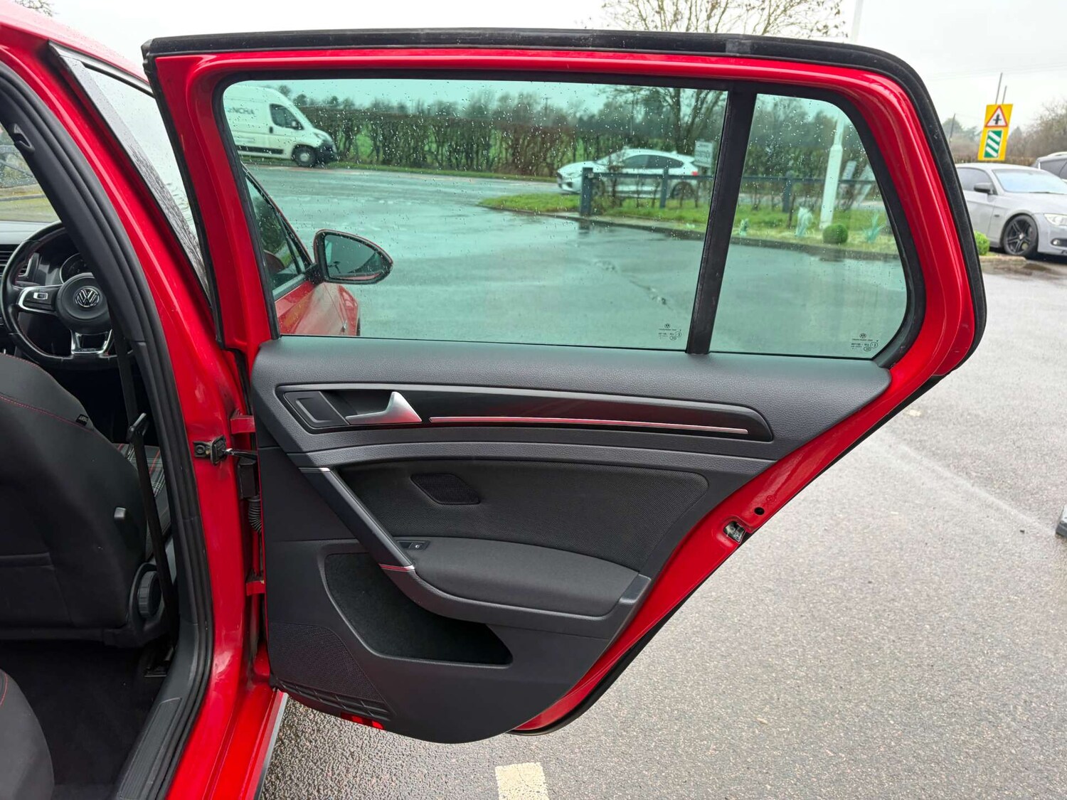 Used Volkswagen Golf 2014 for sale - 77707533: Photo 28