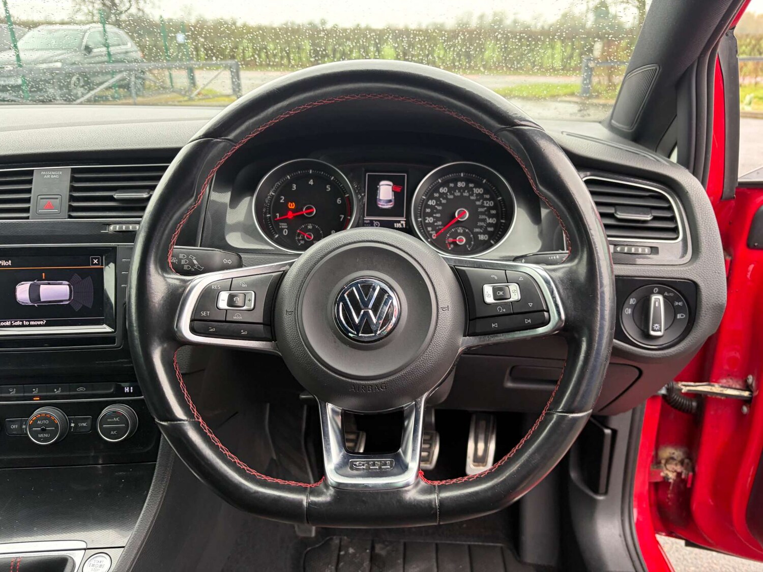 Used Volkswagen Golf 2014 for sale - 77707533: Photo 38