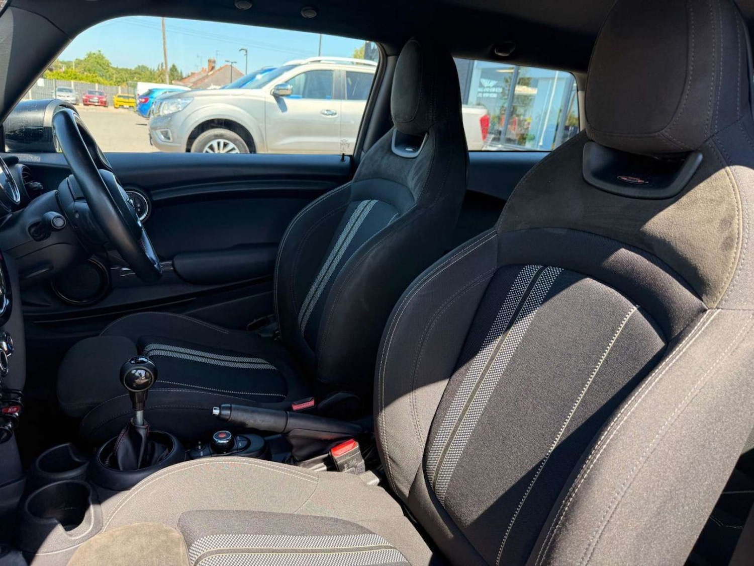 Used MINI Hatch 2019 for sale - 76048836: Photo 19