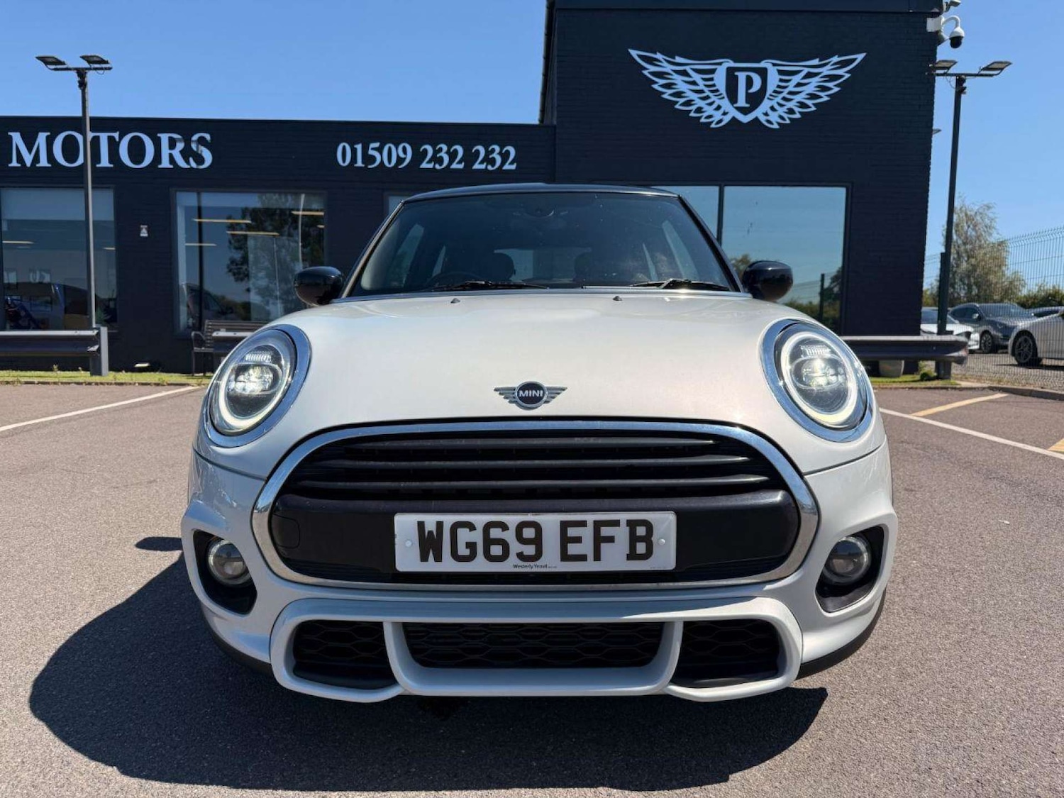 Used MINI Hatch 2019 for sale - 76048836: Photo 2