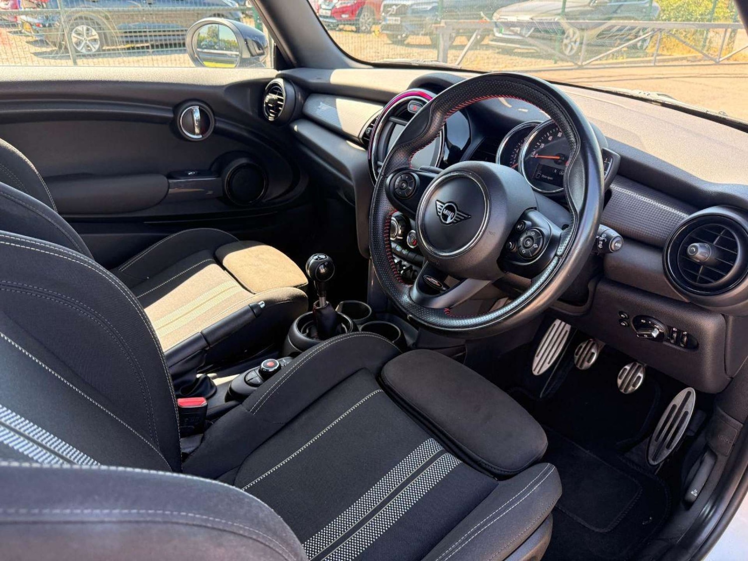 Used MINI Hatch 2019 for sale - 76048836: Photo 23