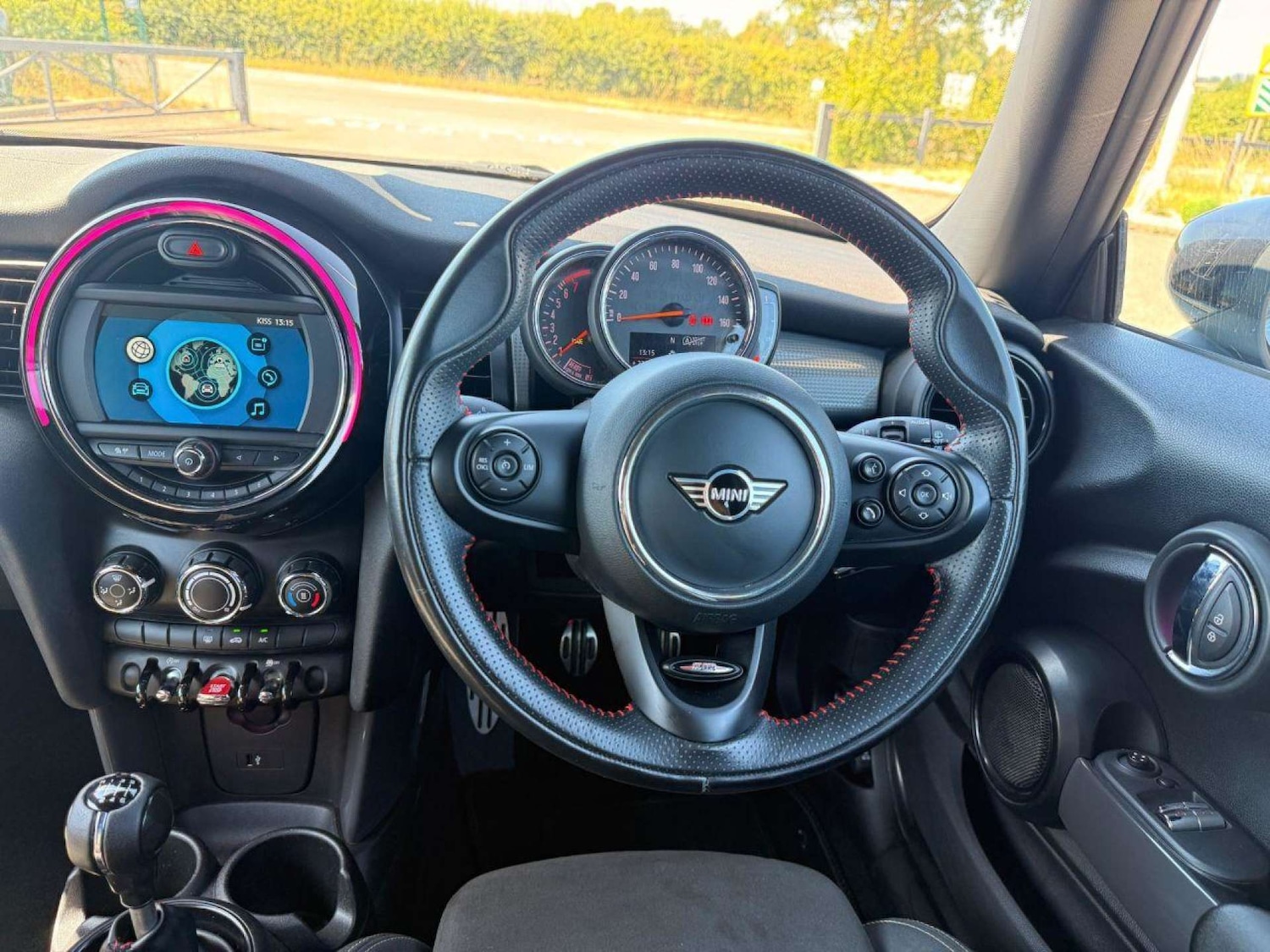 Used MINI Hatch 2019 for sale - 76048836: Photo 24