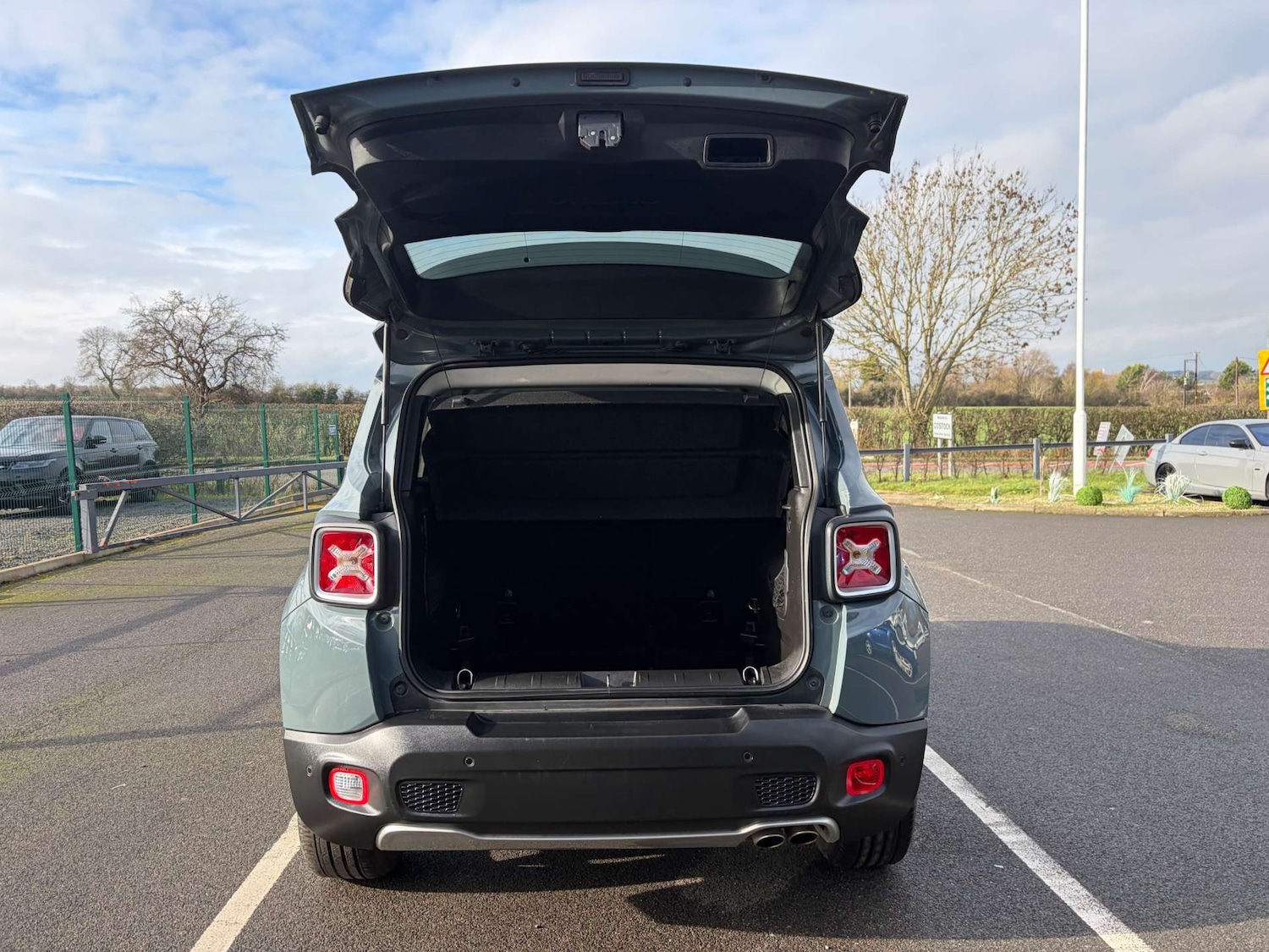 Used Jeep Renegade 2016 for sale - 77498248: Photo 24