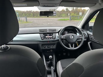 Used Skoda Fabia 2017 for sale - 76381500: Photo