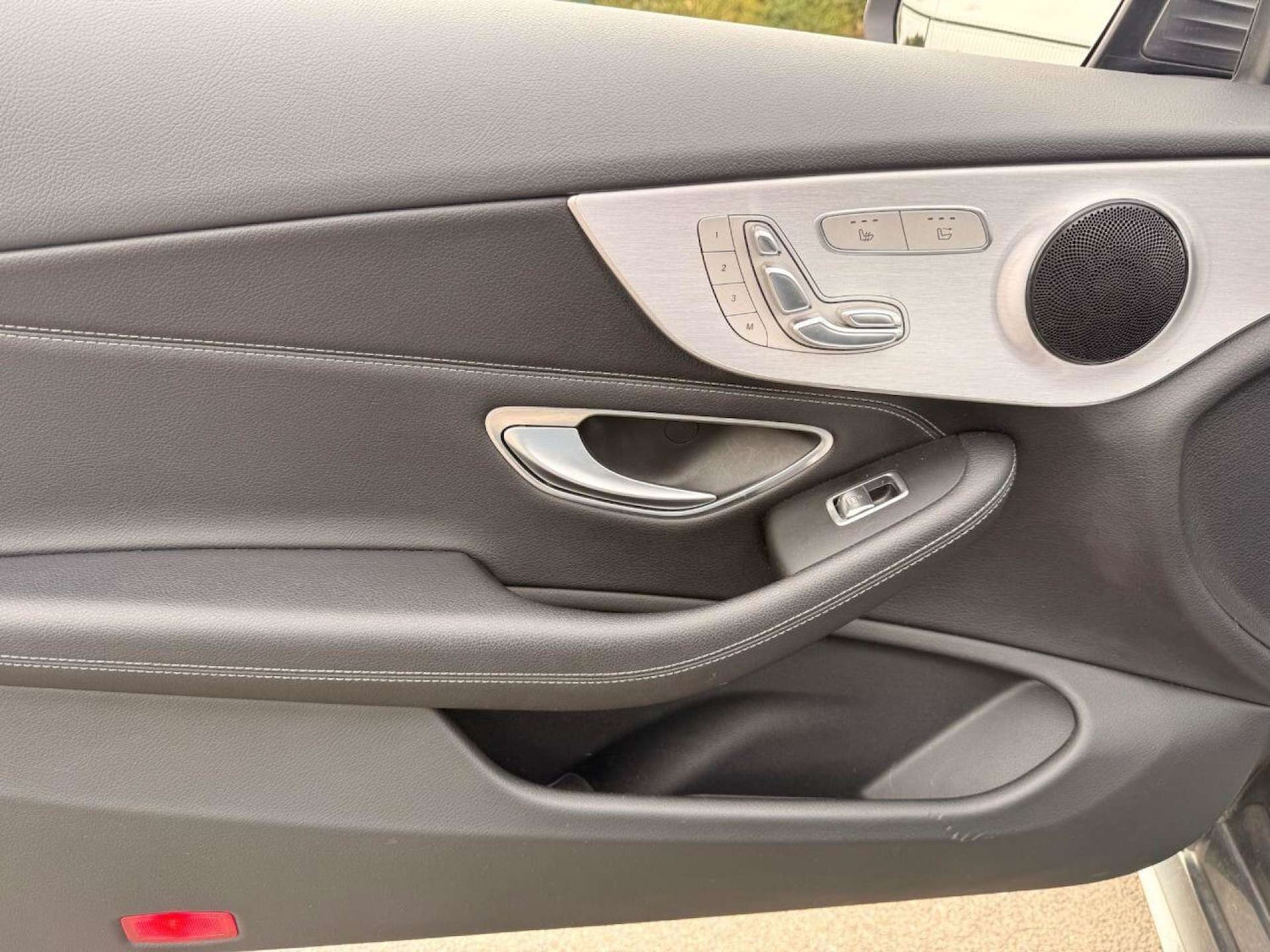 Used Mercedes-Benz C Class 2018 for sale - 76278535: Photo 16