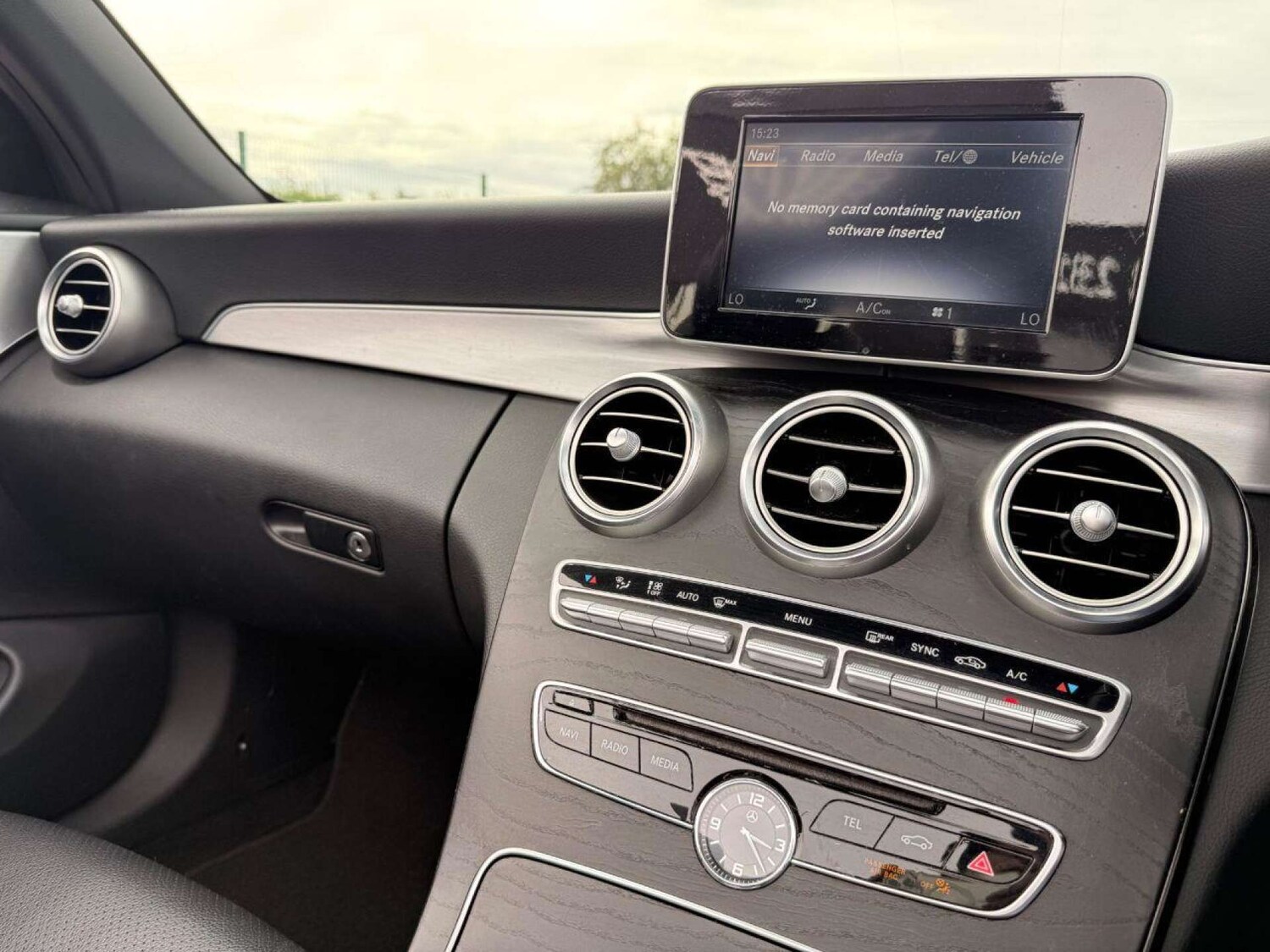 Used Mercedes-Benz C Class 2018 for sale - 76278535: Photo 34
