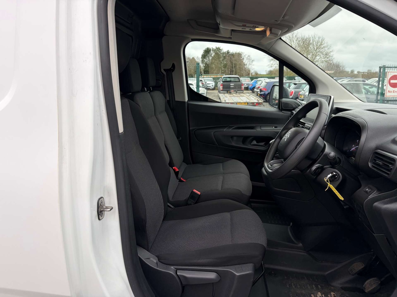 Used Citroen Berlingo 2021 for sale - 77470120: Photo 23