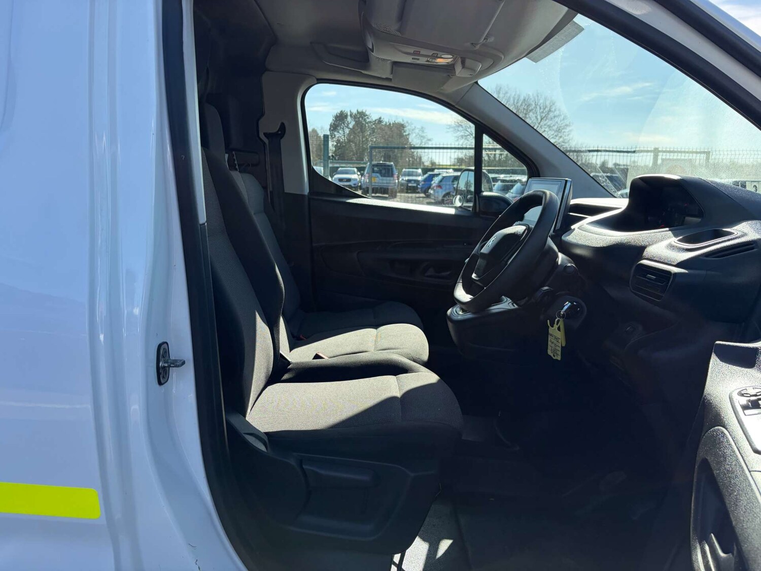 Used Peugeot Partner 2020 for sale - 77917759: Photo 26