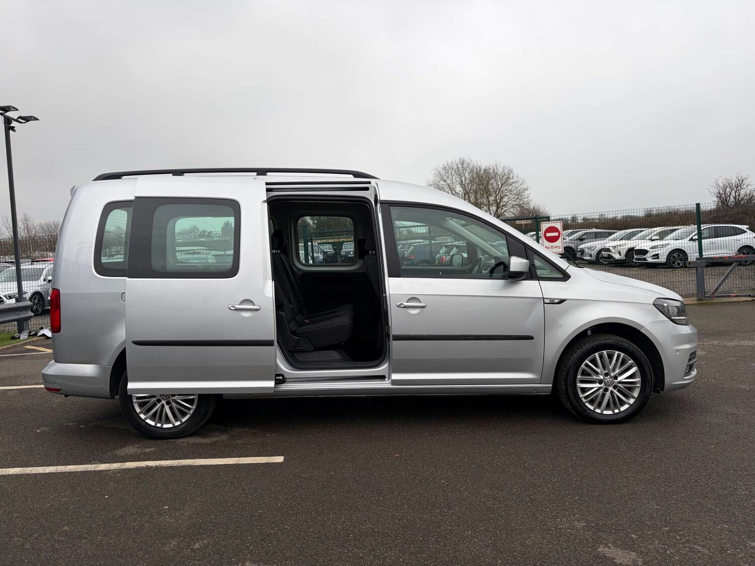 Used Volkswagen Caddy Maxi Life 2021 for sale - 77368255: Photo 26