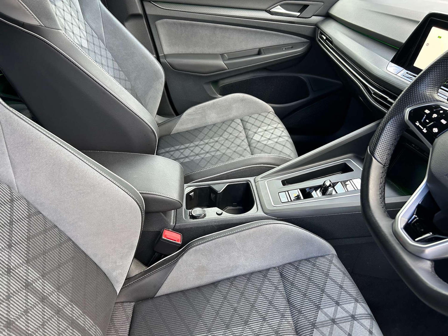 Used Volkswagen Golf 2021 for sale - 77850664: Photo 46