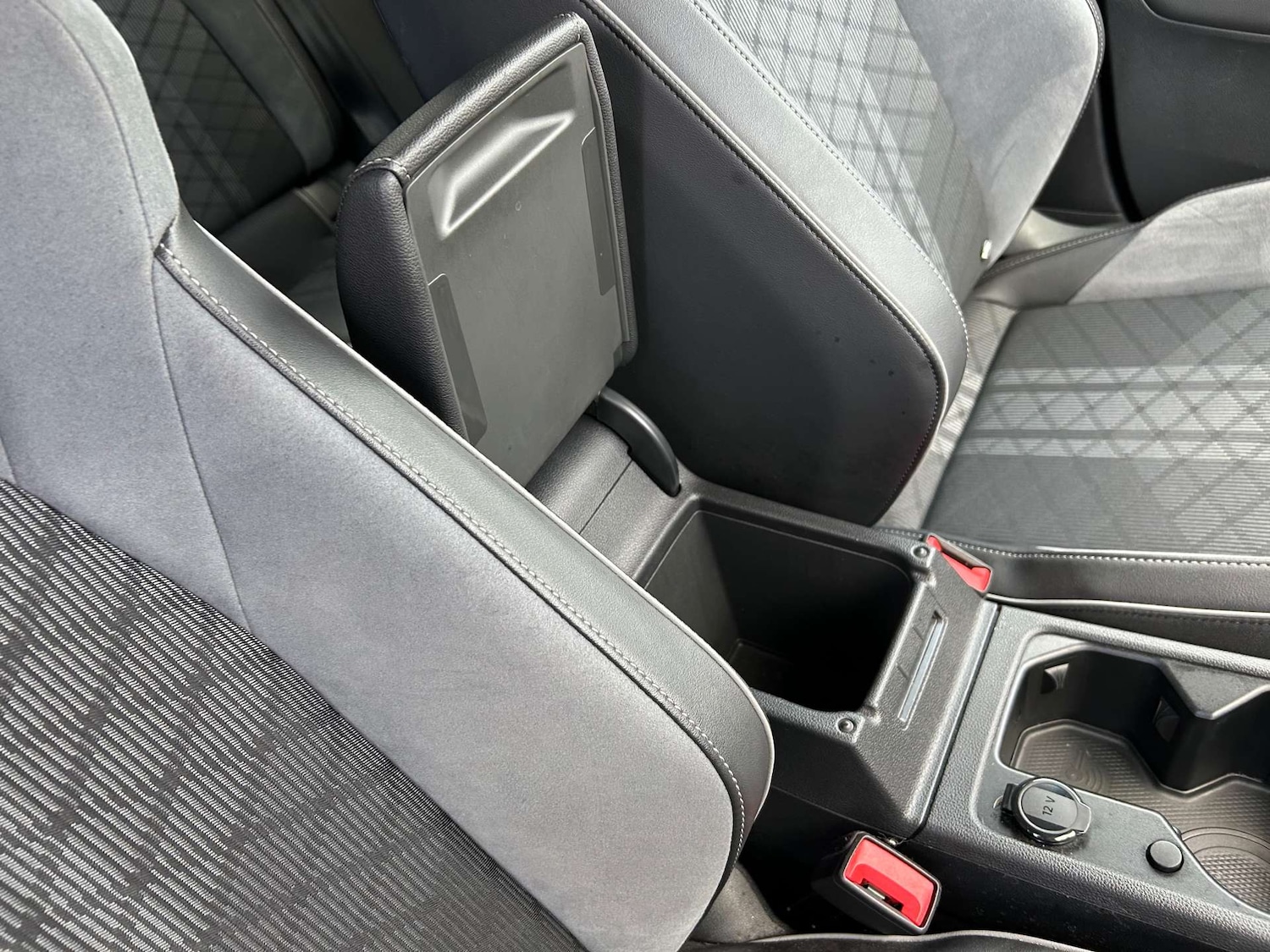 Used Volkswagen Golf 2021 for sale - 77850664: Photo 47