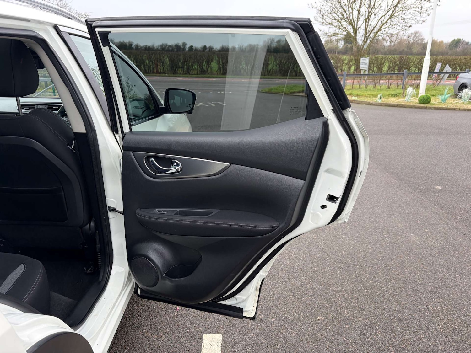 Used Nissan Qashqai 2018 for sale - 77504070: Photo 27