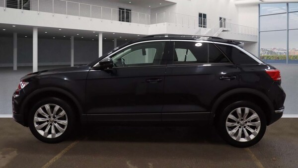 Used Volkswagen T-Roc 2018 for sale - 76223003: Photo 7