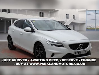 Used Volvo V40 2017 for sale - 78020623: Photo