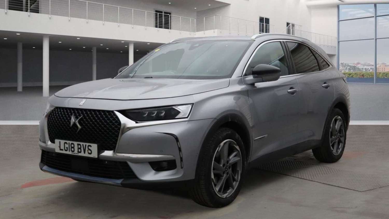 Used DS Automobiles DS 7 Crossback 2018 for sale - 76829942: Photo 3