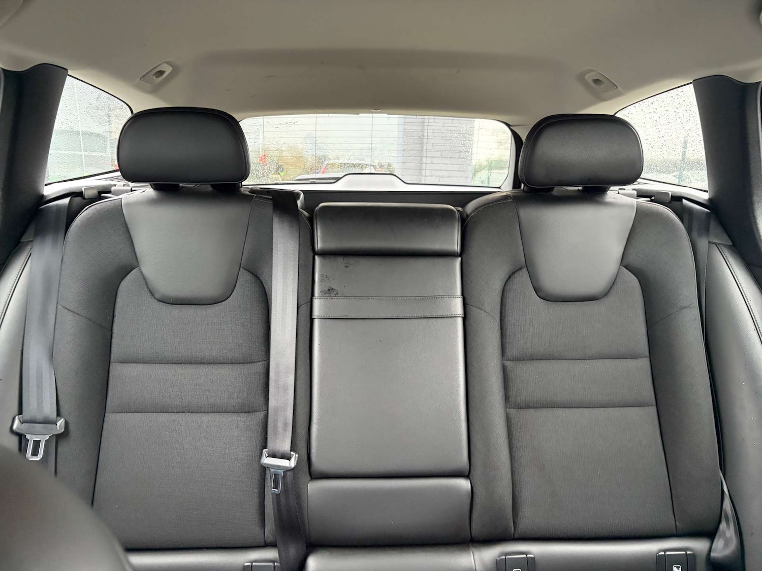 Used Volvo V60 2019 for sale - 77595702: Photo 35