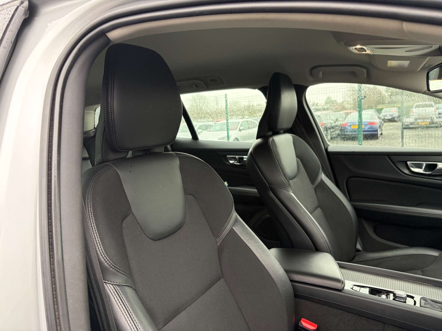 Used Volvo V60 2019 for sale - 77595702: Photo 39