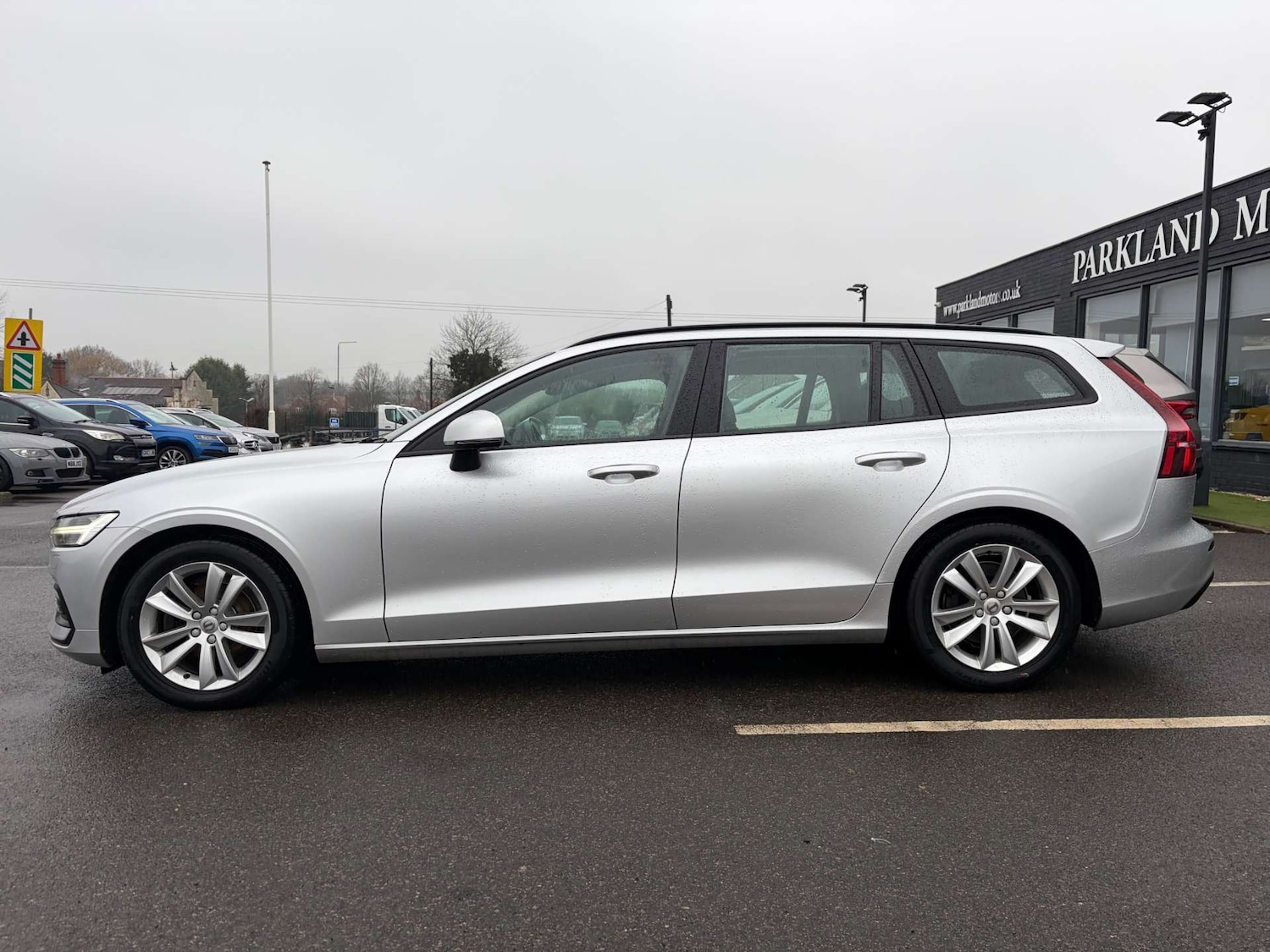 Used Volvo V60 2019 for sale - 77595702: Photo 5